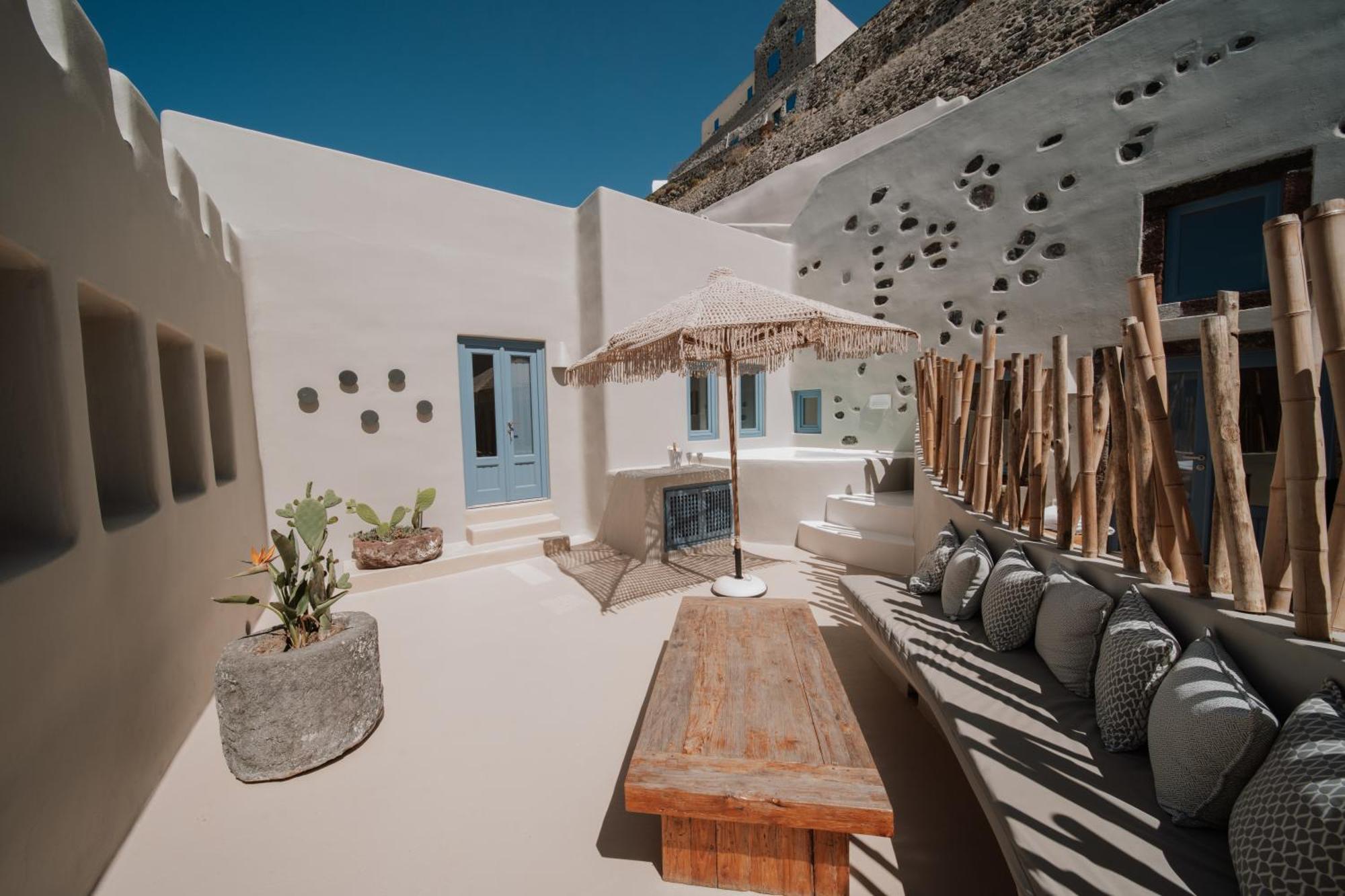 Luna Santorini Suites Pyrgos Kallistis ภายนอก รูปภาพ