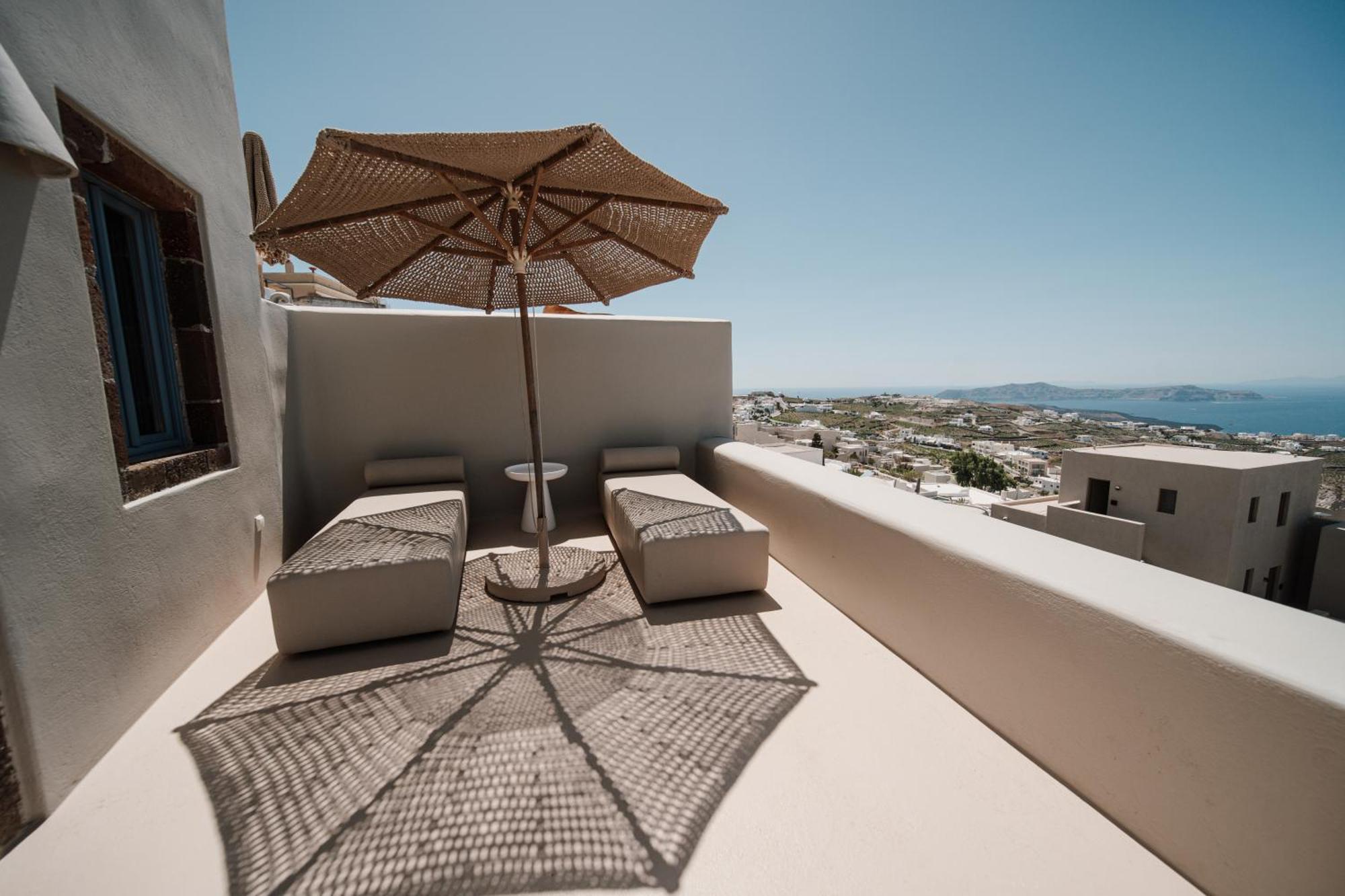 Luna Santorini Suites Pyrgos Kallistis ภายนอก รูปภาพ