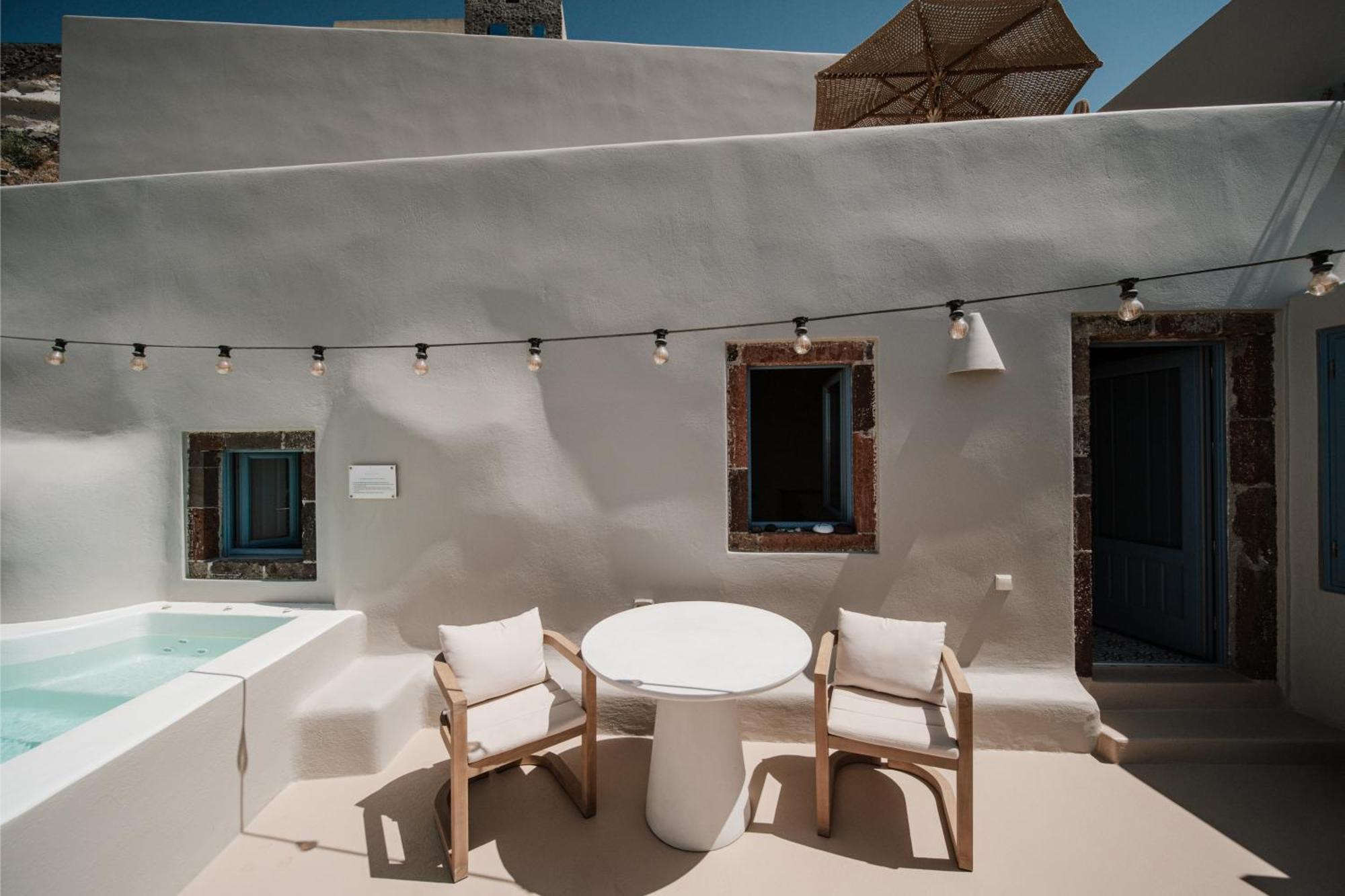 Luna Santorini Suites Pyrgos Kallistis ภายนอก รูปภาพ