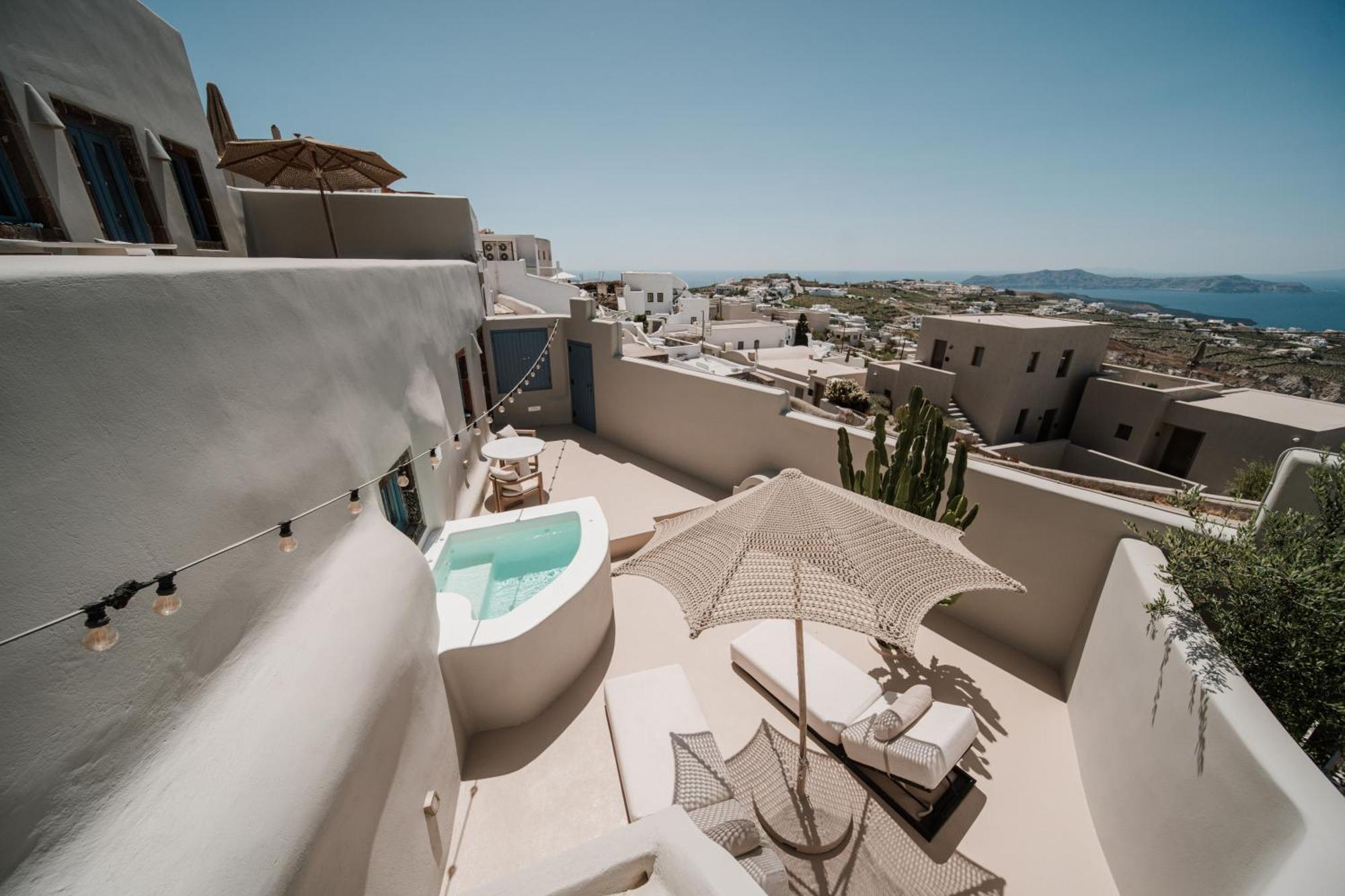 Luna Santorini Suites Pyrgos Kallistis ภายนอก รูปภาพ