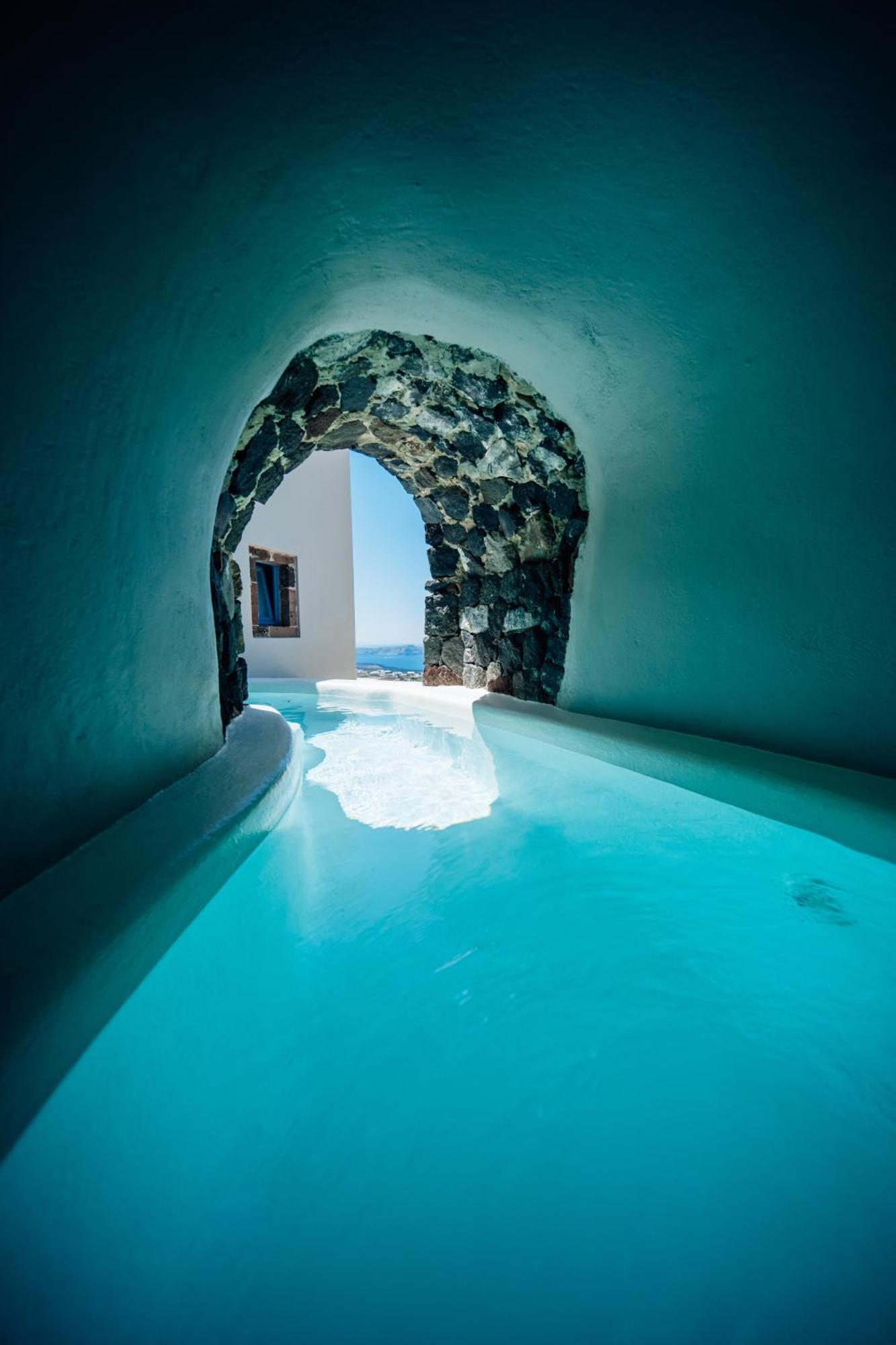 Luna Santorini Suites Pyrgos Kallistis ภายนอก รูปภาพ