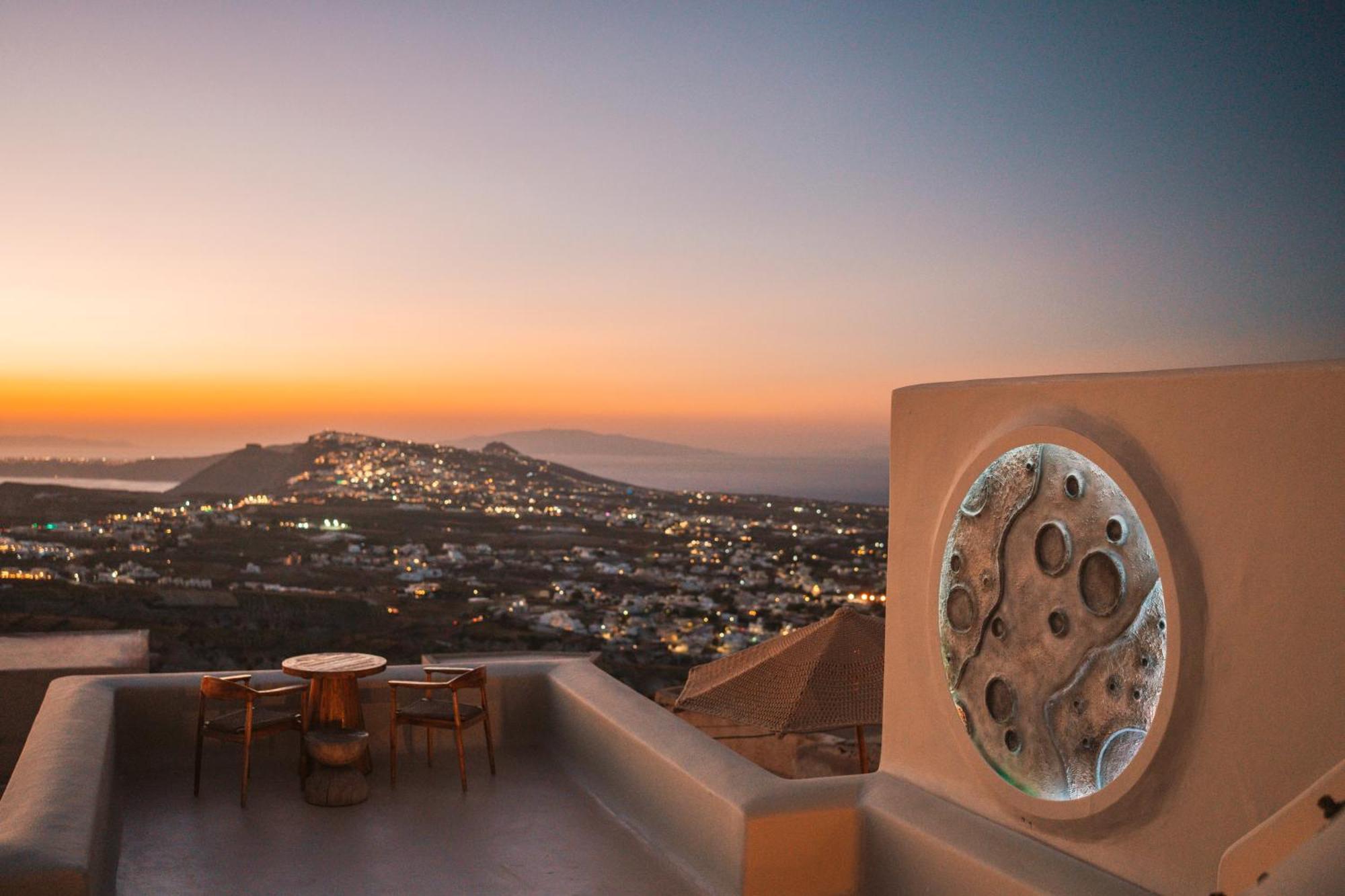 Luna Santorini Suites Pyrgos Kallistis ภายนอก รูปภาพ