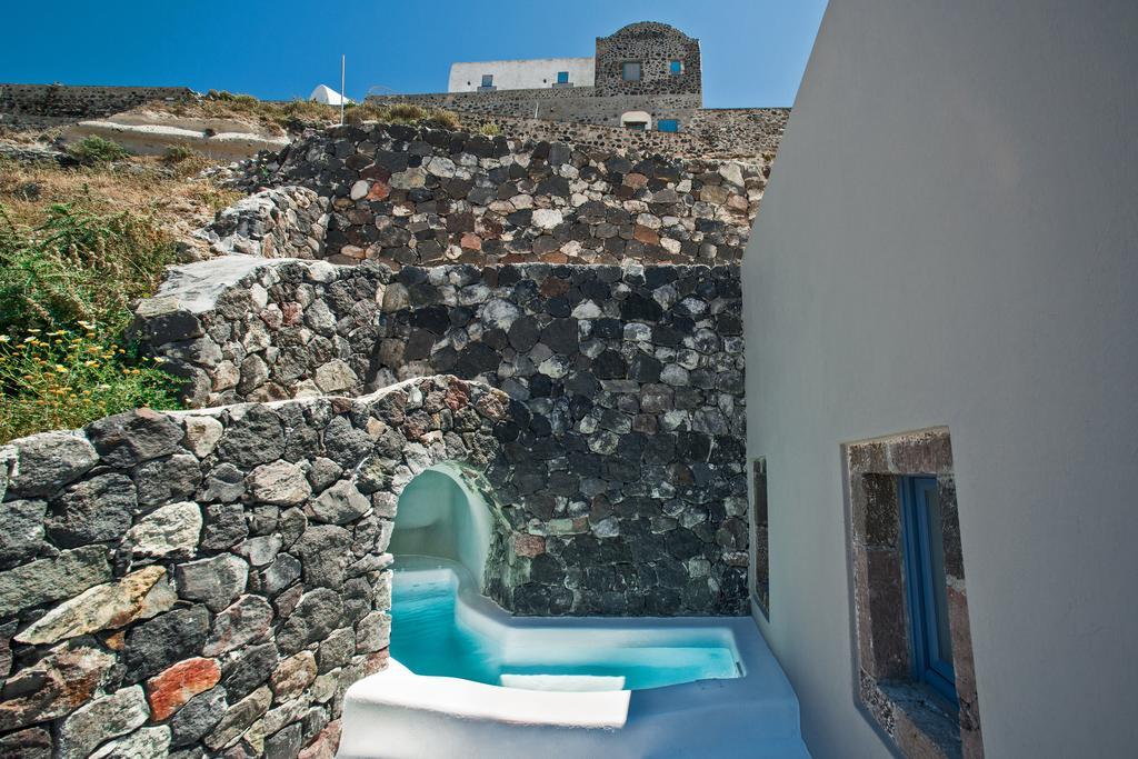 Luna Santorini Suites Pyrgos Kallistis ภายนอก รูปภาพ